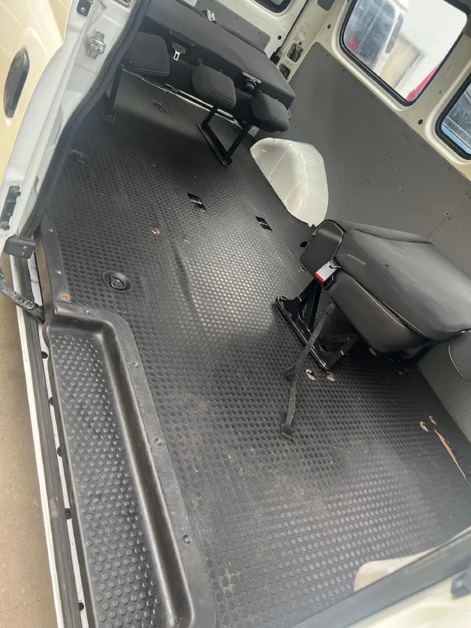 2018 MAXUS XinTu V80 2.5T 136HP L4 6MT,autocango,china used car exporter,china ev exporter,chinese used car exporter,chinese used ev exporter