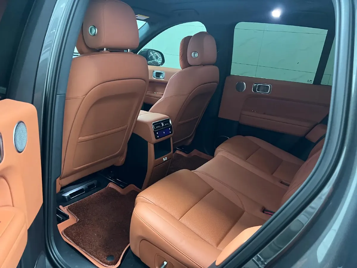 2024 Li L6 Range Extended 154HP L4 REEV 36.8KWH,autocango,china used car exporter,china ev exporter,chinese used car exporter,chinese used ev exporter