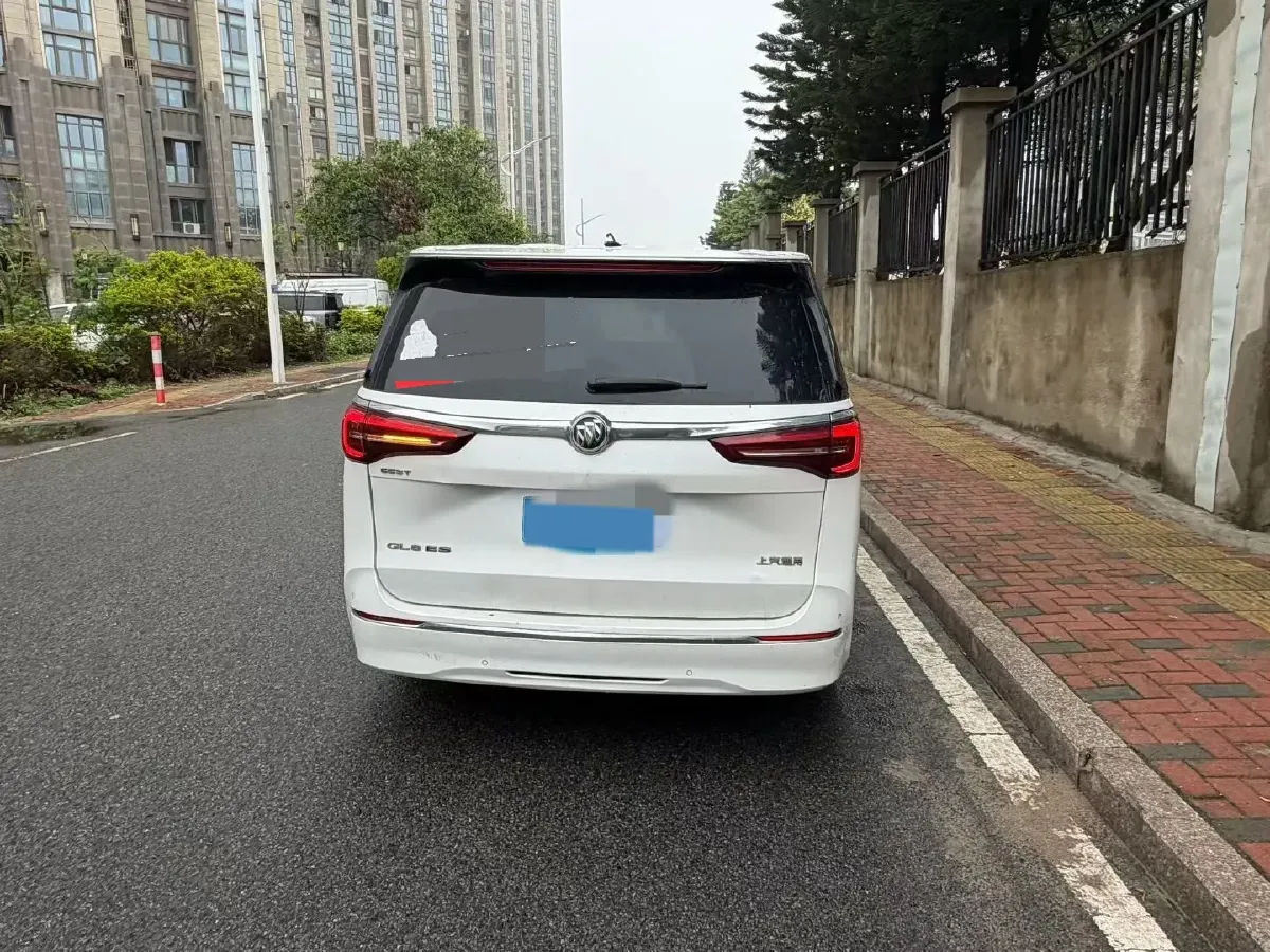 2020 Buick GL8 2.0T 237HP L4 9AT,autocango,china used car exporter,china ev exporter,chinese used car exporter,chinese used ev exporter