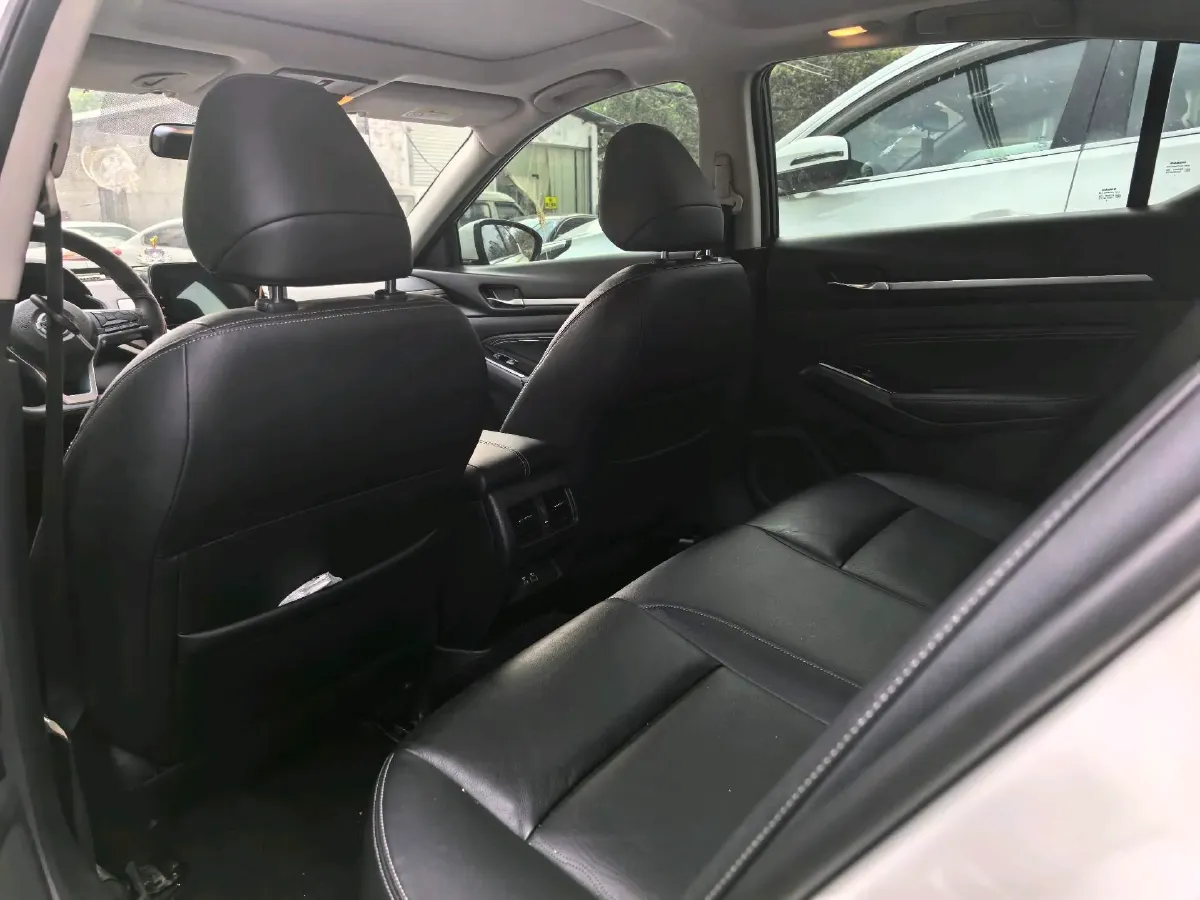 2021 Nissan Teana 2.0L 156HP L4 CVT,autocango,china used car exporter,china ev exporter,chinese used car exporter,chinese used ev exporter