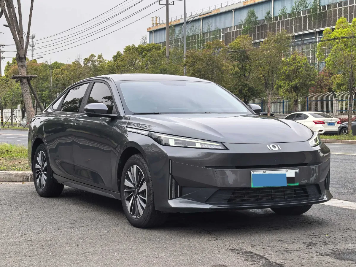 2024 ChangAn QiYuan A05 1.5L 110HP L4 E-CVT PHEV 18.99KWH,autocango,china used car exporter,china ev exporter,chinese used car exporter,chinese used ev exporter
