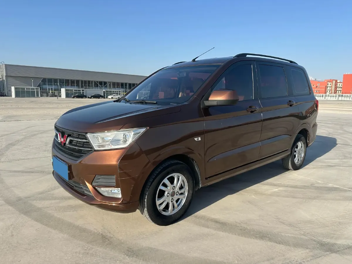 2019 WuLing HongGuang 1.5L 99HP L4 6MT,autocango,china used car exporter,china ev exporter,chinese used car exporter,chinese used ev exporter