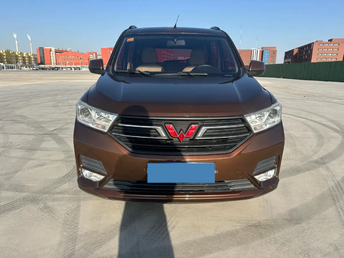 2019 WuLing HongGuang 1.5L 99HP L4 6MT,autocango,china used car exporter,china ev exporter,chinese used car exporter,chinese used ev exporter