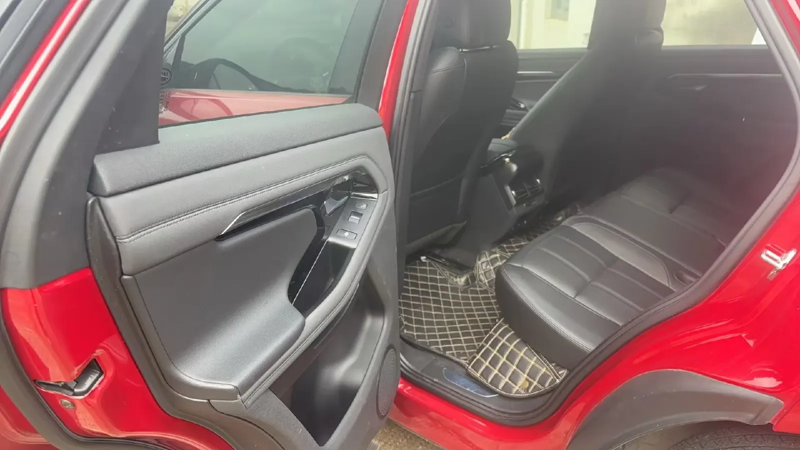 2020 Land Rover Range Rover Evoque 2.0T 249HP L4 9AT,autocango,china used car exporter,china ev exporter,chinese used car exporter,chinese used ev exporter