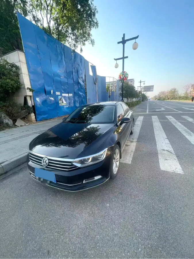 2019 Volkswagen Magotan 2.0T 186HP L4 7DCT,autocango,china used car exporter,china ev exporter,chinese used car exporter,chinese used ev exporter