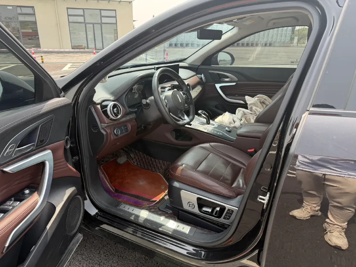 2020 WEY VV7 2.0T 227HP L4 7DCT,autocango,china used car exporter,china ev exporter,chinese used car exporter,chinese used ev exporter