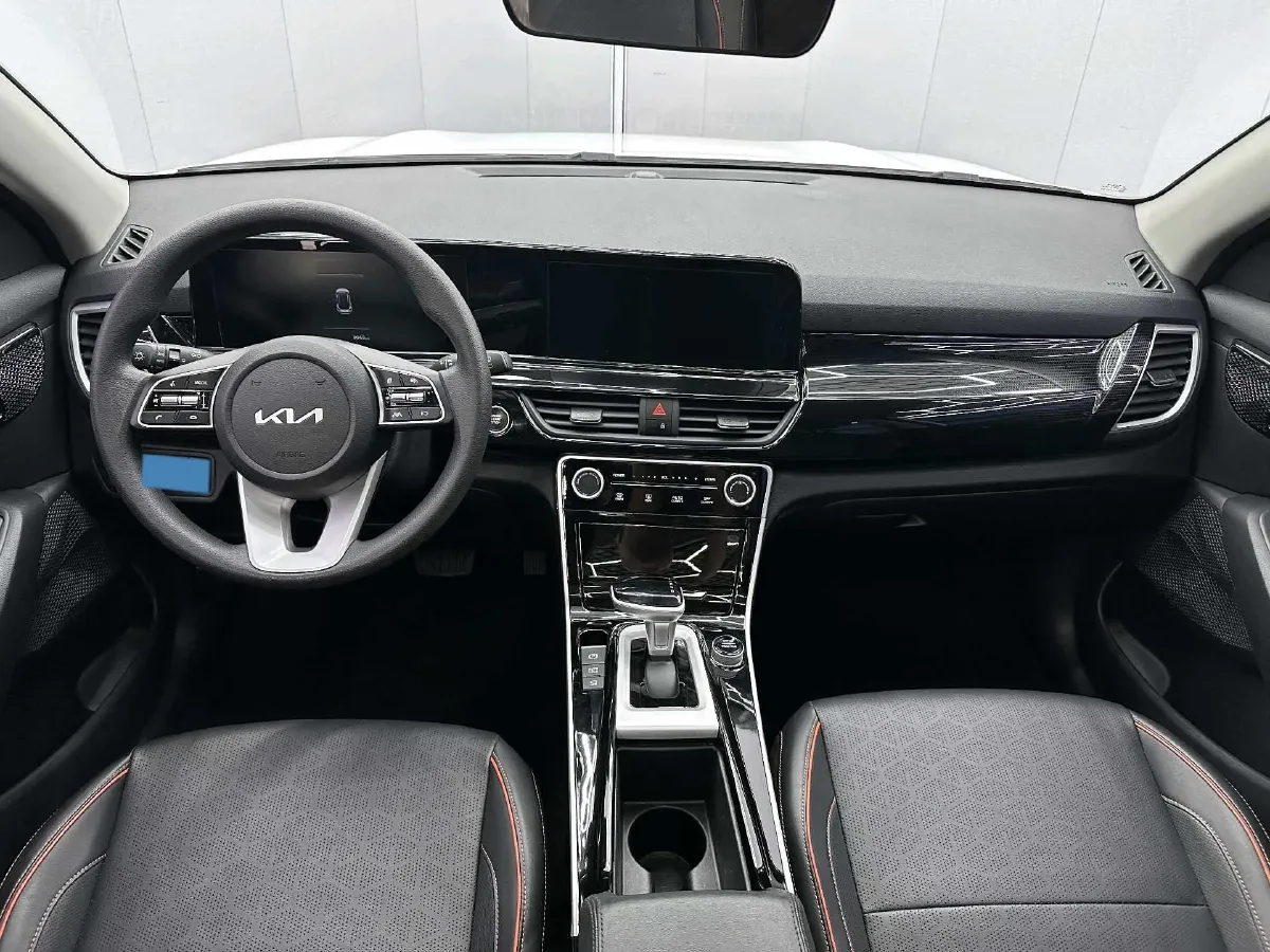 2023 Kia Seltos 1.5L 115HP L4 CVT,autocango,china used car exporter,china ev exporter,chinese used car exporter,chinese used ev exporter