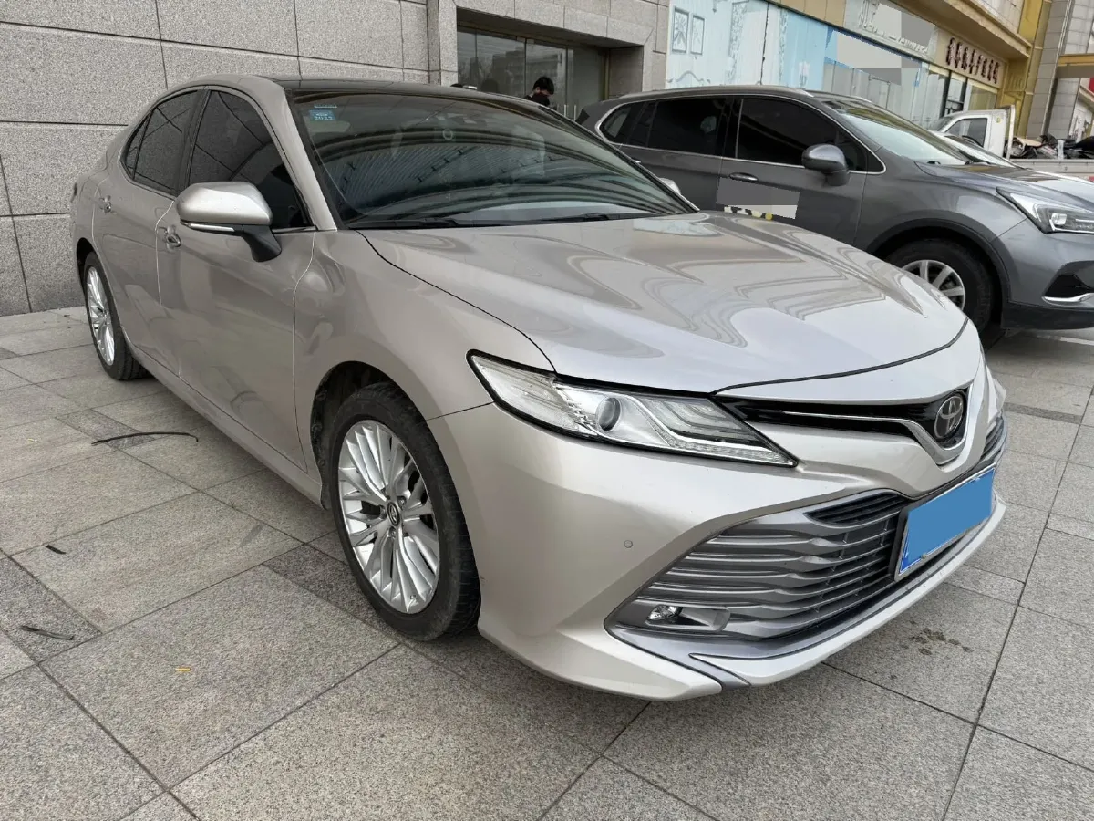 2019 Toyota Camry 2.5L 209HP L4 8AT,autocango,china used car exporter,china ev exporter,chinese used car exporter,chinese used ev exporter