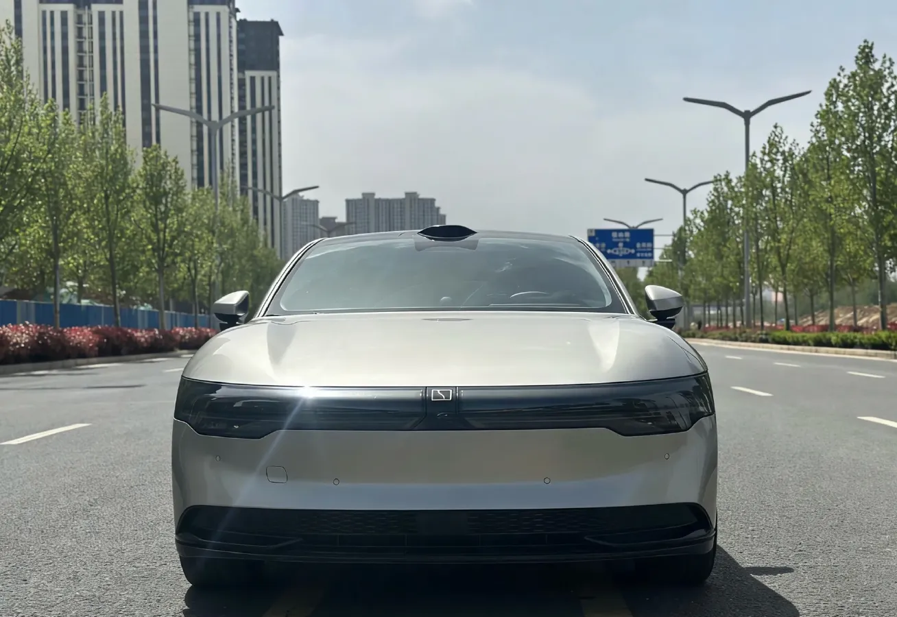 2024 Zeekr 007 BEV 75KWH,autocango,china used car exporter,china ev exporter,chinese used car exporter,chinese used ev exporter