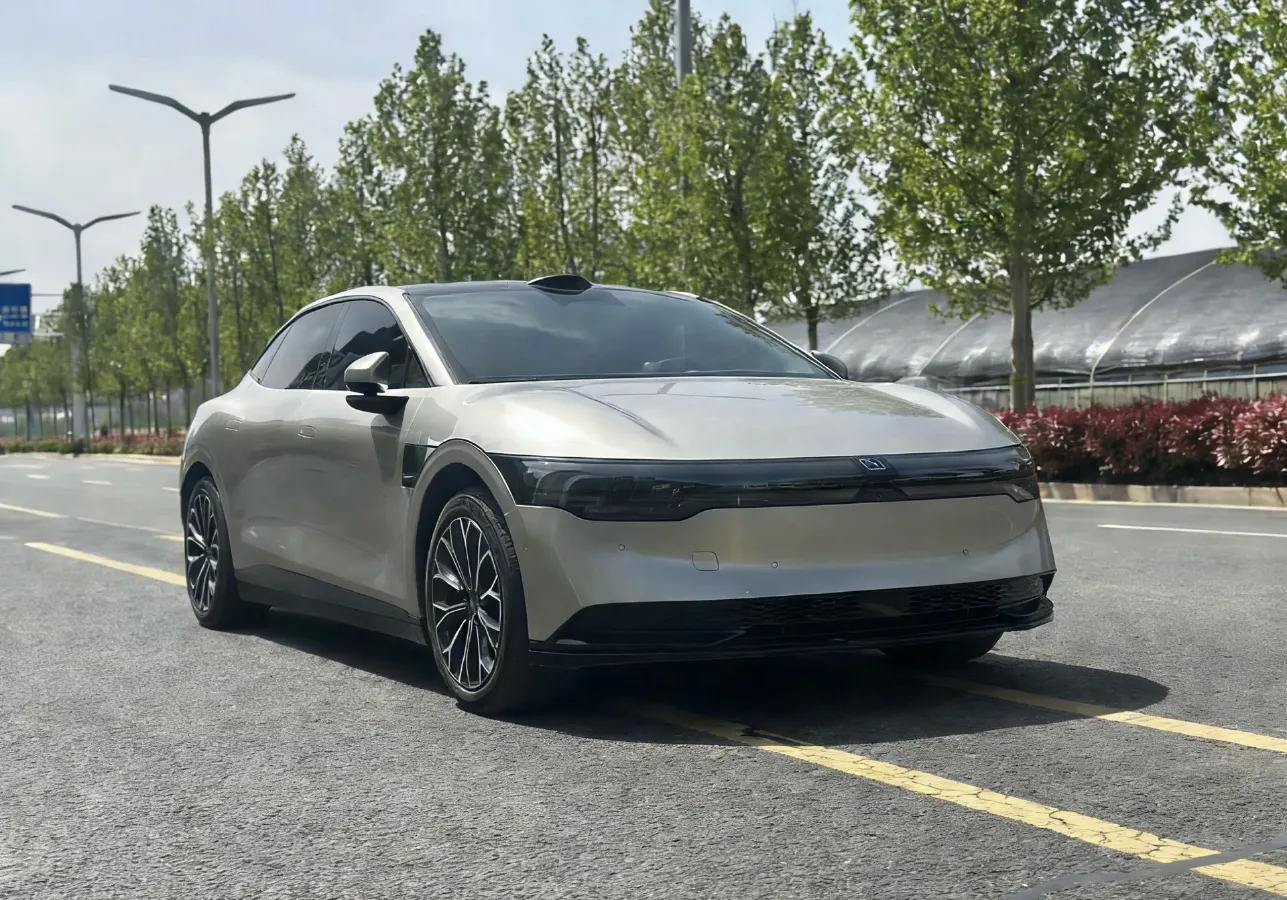 2024 Zeekr 007 BEV 75KWH,autocango,china used car exporter,china ev exporter,chinese used car exporter,chinese used ev exporter