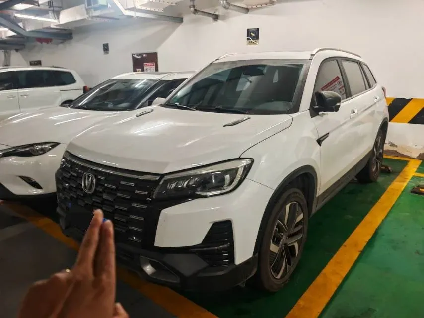 2024 ChangAn CS75 1.5T 188HP L4 7DCT,autocango,china used car exporter,china ev exporter,chinese used car exporter,chinese used ev exporter