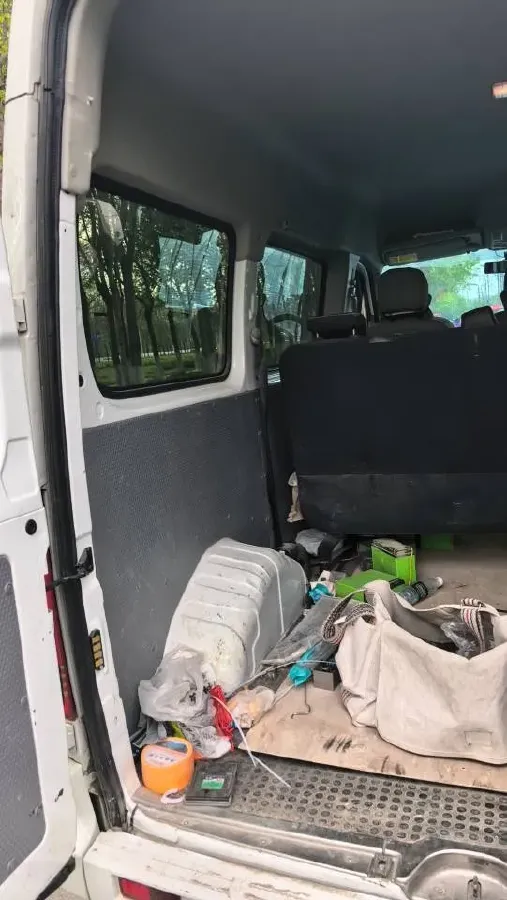 2021 MAXUS XinTu V80 2.0T 139HP L4 6MT,autocango,china used car exporter,china ev exporter,chinese used car exporter,chinese used ev exporter