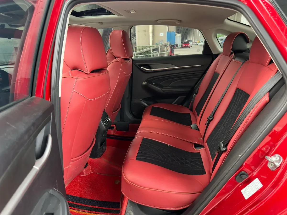 2021 ChangAn Eado DT 1.6L 125HP L4 4AT,autocango,china used car exporter,china ev exporter,chinese used car exporter,chinese used ev exporter