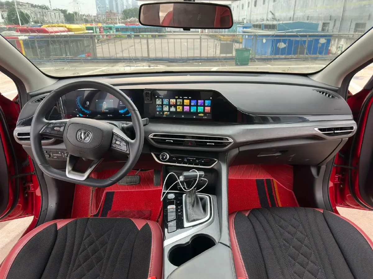 2021 ChangAn Eado DT 1.6L 125HP L4 4AT,autocango,china used car exporter,china ev exporter,chinese used car exporter,chinese used ev exporter