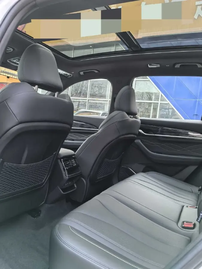 2024 Geely Monjaro 2.0T 218HP L4 7DCT,autocango,china used car exporter,china ev exporter,chinese used car exporter,chinese used ev exporter