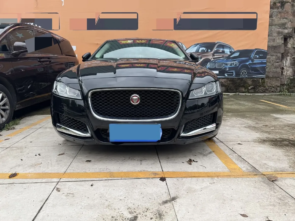 2019 HongQi HS7 3.0T 337HP V6 8AT,autocango,china used car exporter,china ev exporter,chinese used car exporter,chinese used ev exporter