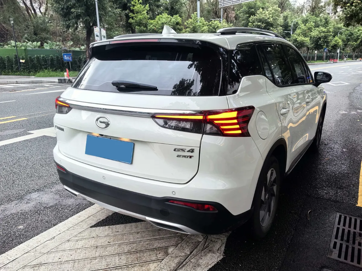 2022 GAC Trumpchi GS4 1.5T 169HP L4 6AT,autocango,china used car exporter,china ev exporter,chinese used car exporter,chinese used ev exporter