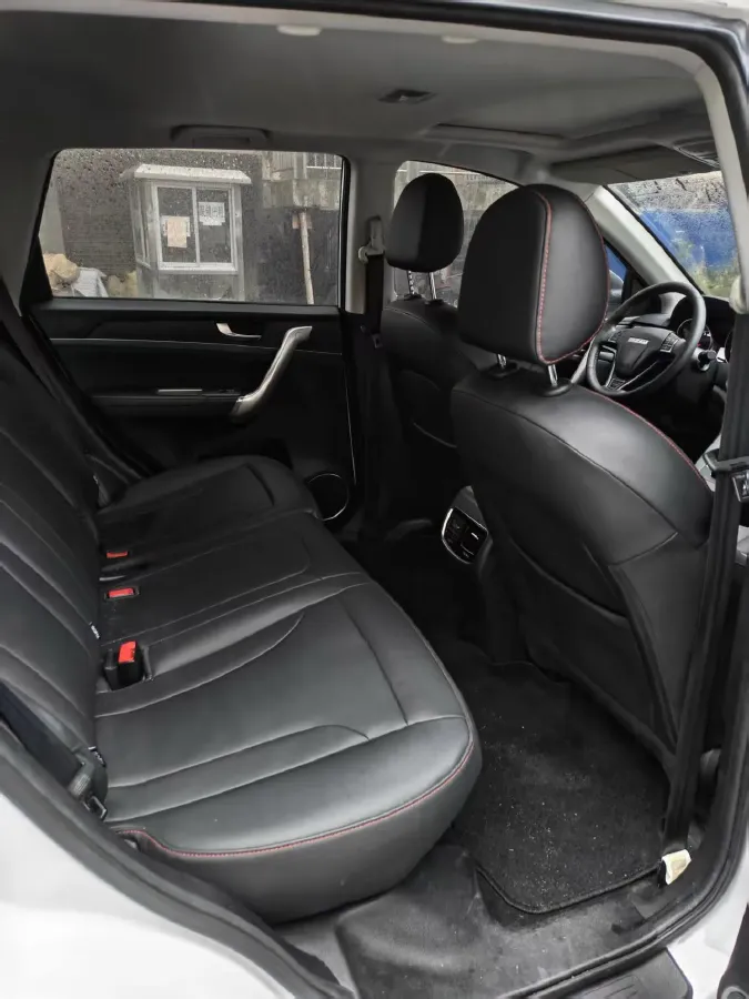 2019 Haval M6 1.5T 150HP L4 7DCT,autocango,china used car exporter,china ev exporter,chinese used car exporter,chinese used ev exporter