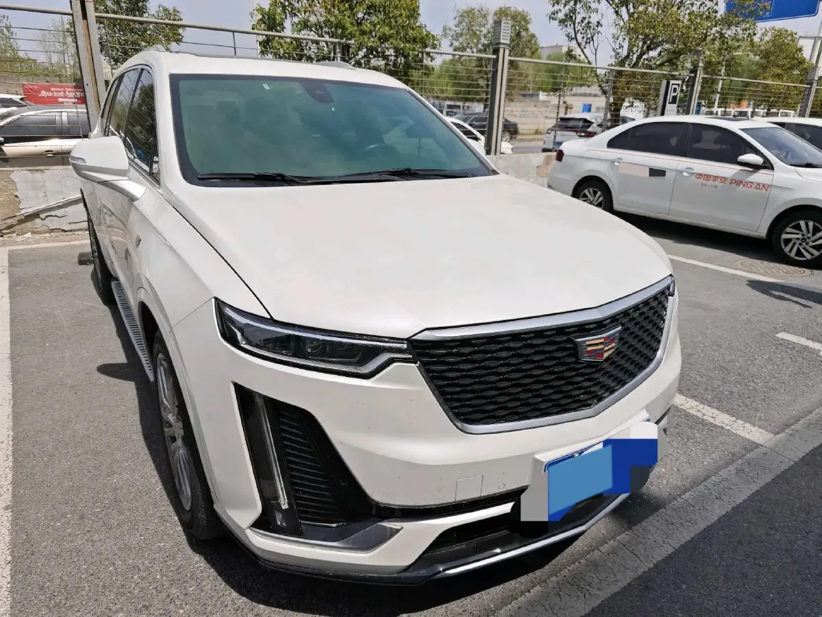 2022 Cadillac XT6 2.0T 237HP L4 9AT,autocango,china used car exporter,china ev exporter,chinese used car exporter,chinese used ev exporter