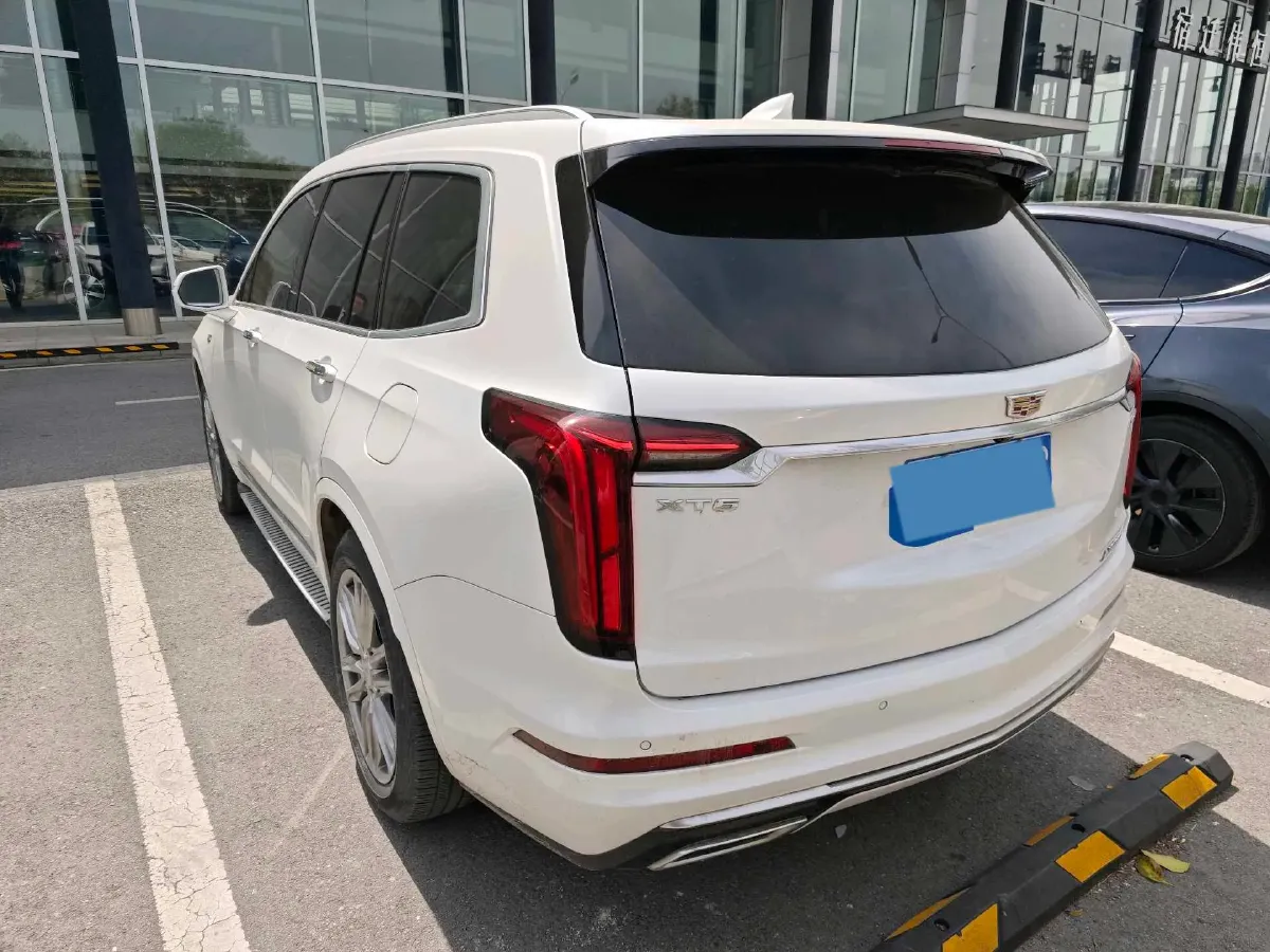 2022 Cadillac XT6 2.0T 237HP L4 9AT,autocango,china used car exporter,china ev exporter,chinese used car exporter,chinese used ev exporter