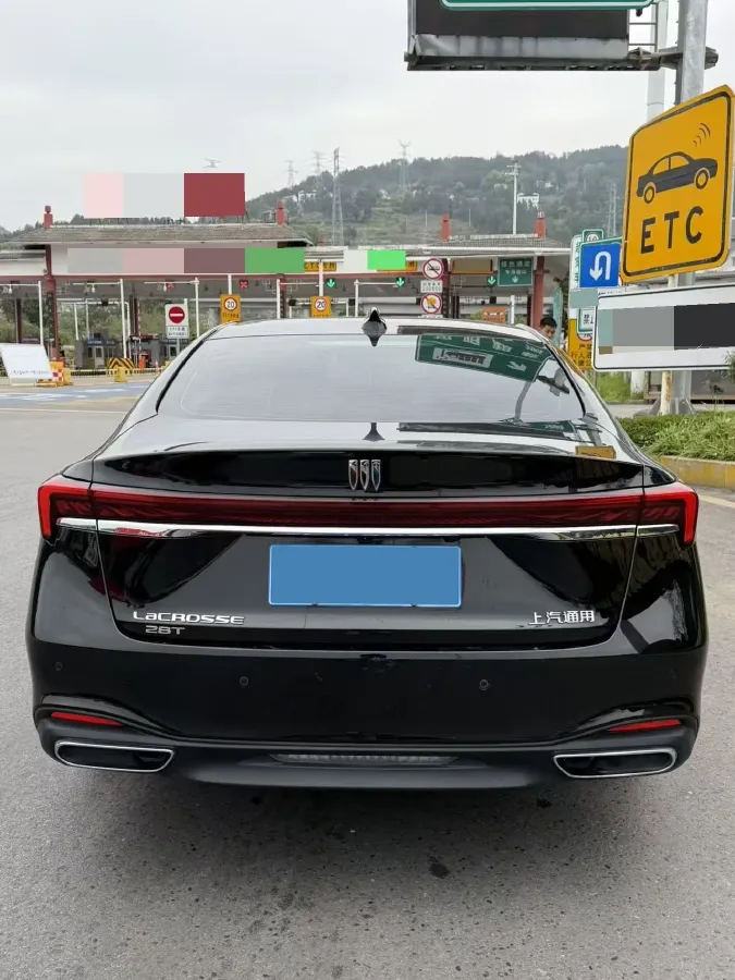2025 Buick Larcosse 2.0T 237HP L4 9AT,autocango,china used car exporter,china ev exporter,chinese used car exporter,chinese used ev exporter