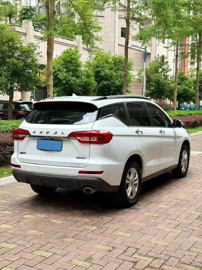 2018 Haval M6 1.5T 150HP L4 6MT,autocango,china used car exporter,china ev exporter,chinese used car exporter,chinese used ev exporter
