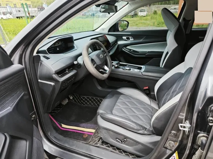 2023 Venucia VX6 BEV 62KWH,autocango,china used car exporter,china ev exporter,chinese used car exporter,chinese used ev exporter