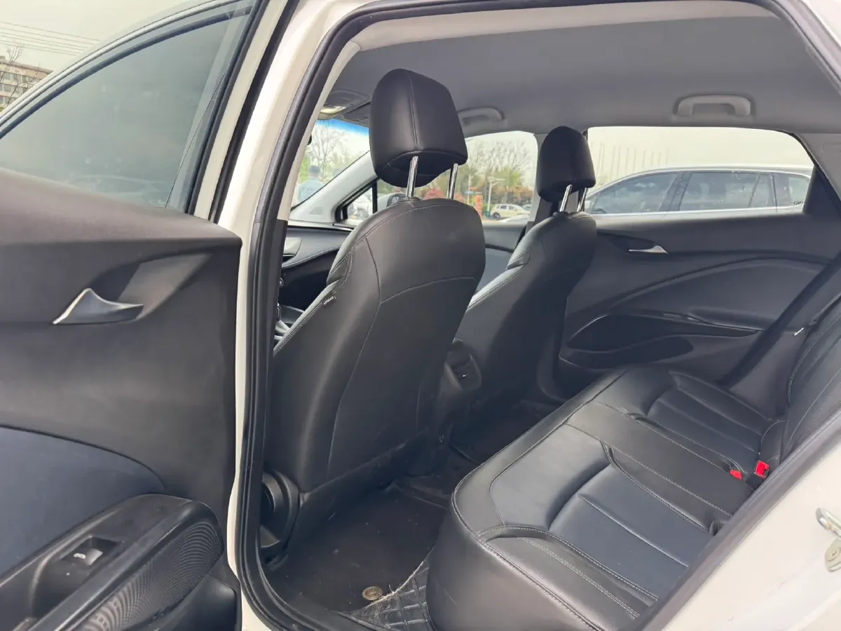 2022 Buick Envista 1.5T 184HP L4 CVT,autocango,china used car exporter,china ev exporter,chinese used car exporter,chinese used ev exporter