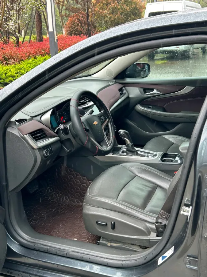 2018 Chevrolet Malibu 1.5T 170HP L4 6AT,autocango,china used car exporter,china ev exporter,chinese used car exporter,chinese used ev exporter