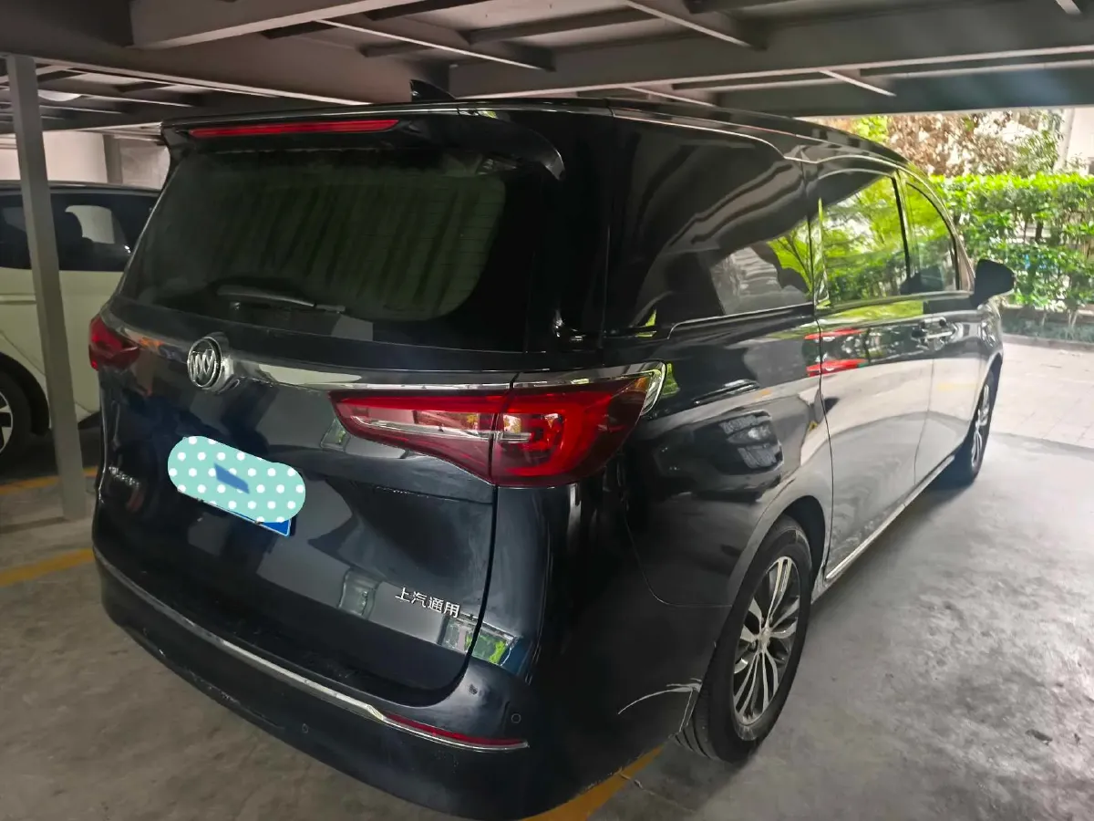 2023 Buick GL8 2.0T 237HP L4 9AT,autocango,china used car exporter,china ev exporter,chinese used car exporter,chinese used ev exporter
