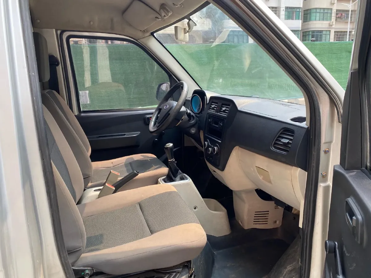 2019 Karry YouJin 1.5L 116HP L4 5MT,autocango,china used car exporter,china ev exporter,chinese used car exporter,chinese used ev exporter