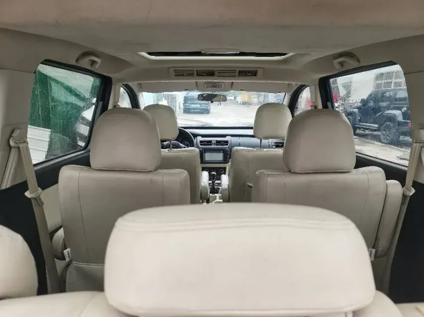 2018 Yema SiPaiKa 1.5L 112HP L4 5MT,autocango,china used car exporter,china ev exporter,chinese used car exporter,chinese used ev exporter