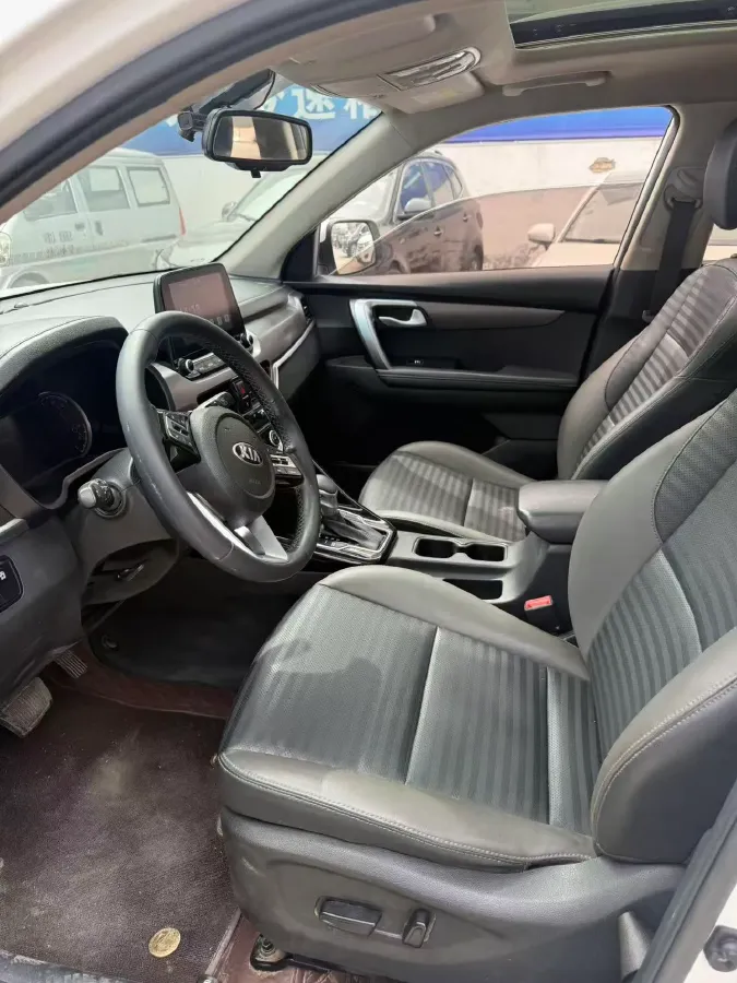 2018 Kia Sportage R 2.0L 160HP L4 6AT,autocango,china used car exporter,china ev exporter,chinese used car exporter,chinese used ev exporter