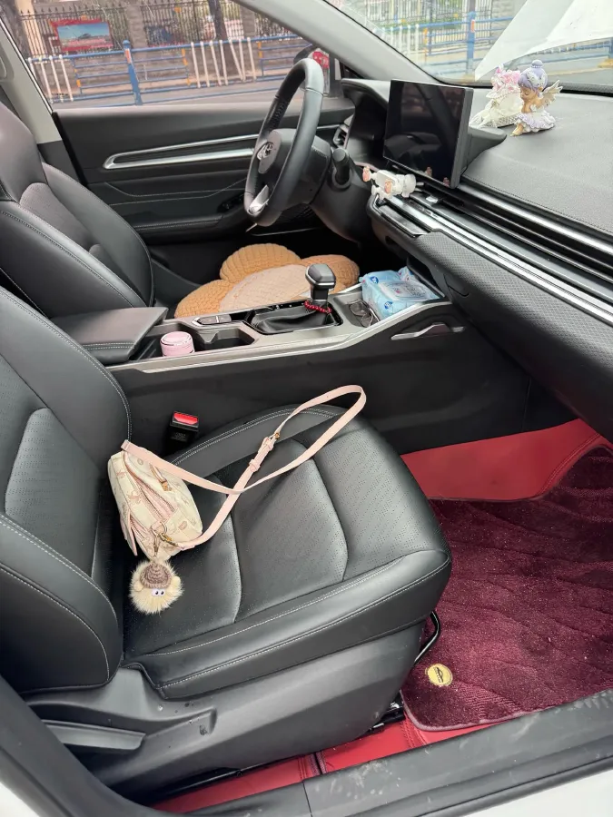 2023 Geely Emgrand 1.5L 127HP L4 CVT,autocango,china used car exporter,china ev exporter,chinese used car exporter,chinese used ev exporter