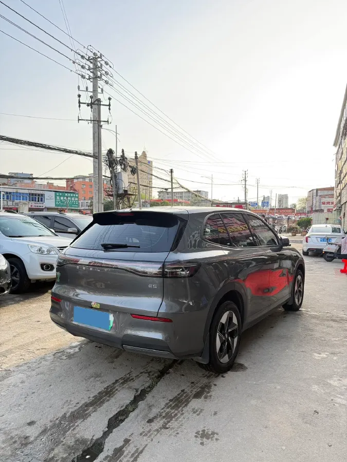 2024 Geely Emgrand L HiP 1.5T 181HP L4 3DHT PHEV 15.5KWH,autocango,china used car exporter,china ev exporter,chinese used car exporter,chinese used ev exporter