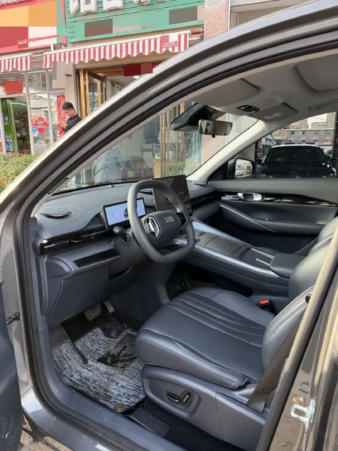2024 Geely Emgrand L HiP 1.5T 181HP L4 3DHT PHEV 15.5KWH,autocango,china used car exporter,china ev exporter,chinese used car exporter,chinese used ev exporter