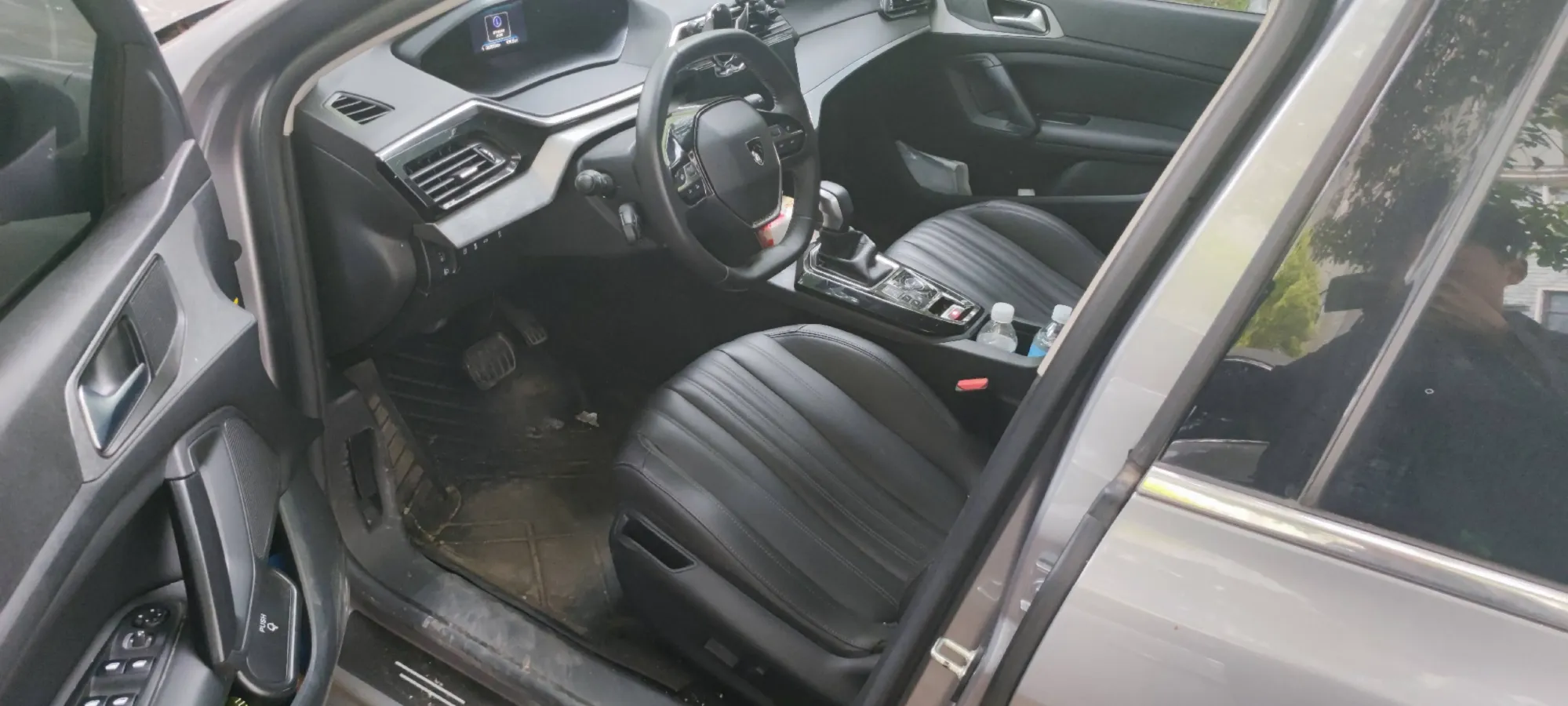 2022 Peugeot 408 1.6T 170HP L4 6AT,autocango,china used car exporter,china ev exporter,chinese used car exporter,chinese used ev exporter