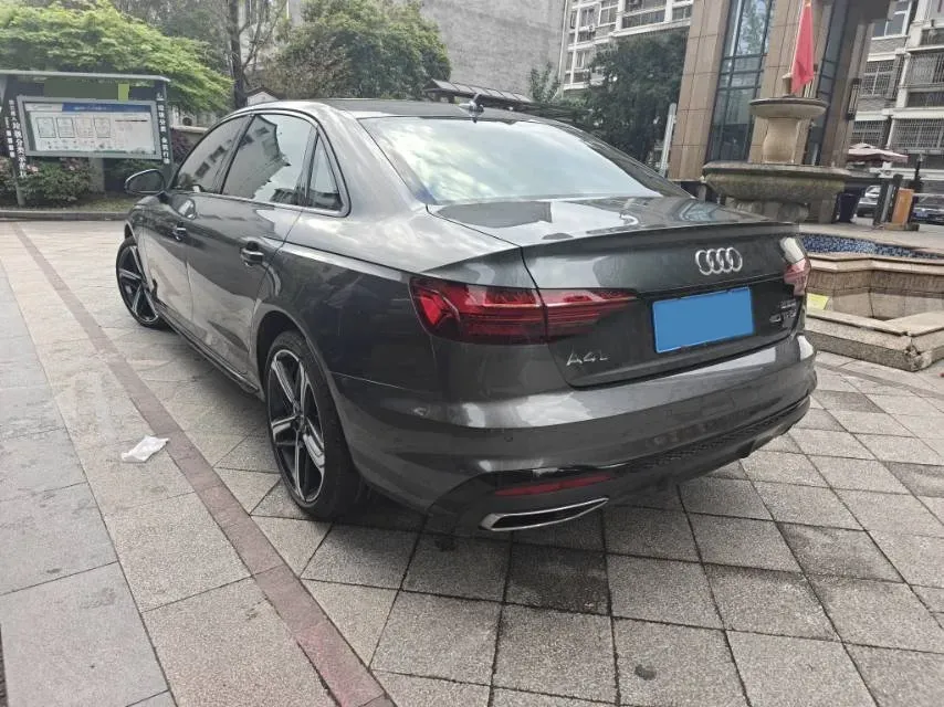 2024 Audi A4L 2.0T 190HP L4 7DCT,autocango,china used car exporter,china ev exporter,chinese used car exporter,chinese used ev exporter