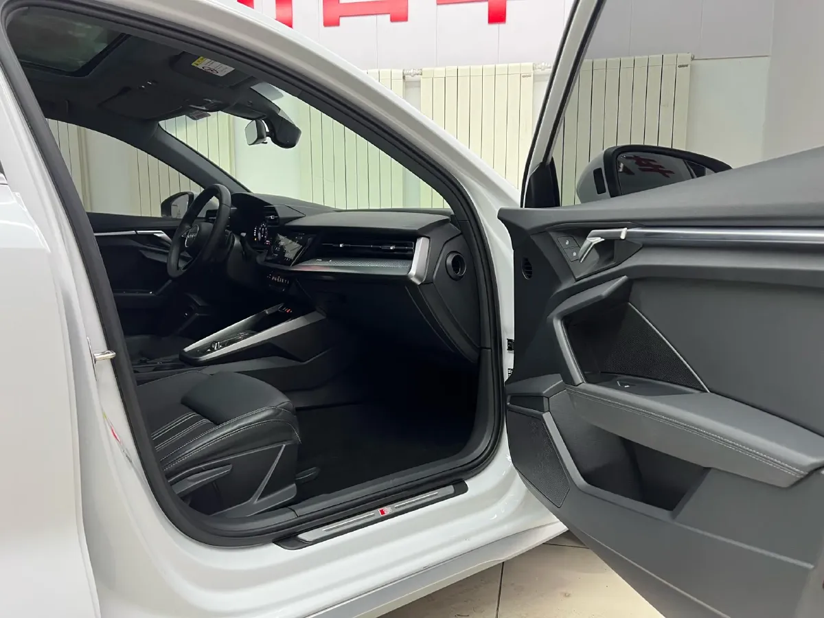 2022 Audi A3 1.4T 150HP L4 7DCT,autocango,china used car exporter,china ev exporter,chinese used car exporter,chinese used ev exporter