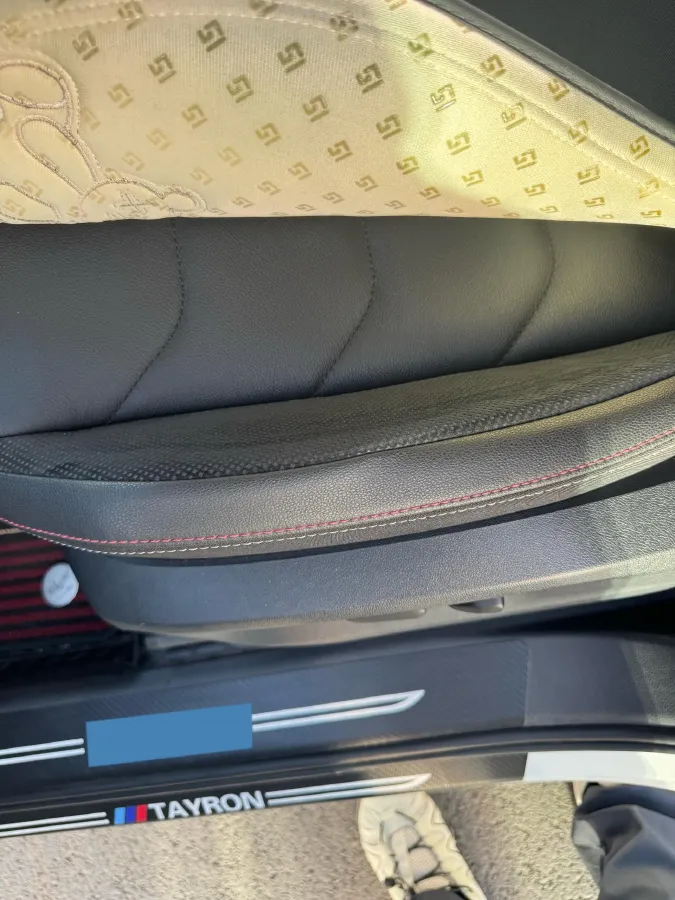 2021 Volkswagen Tayron 2.0T 186HP L4 7DCT,autocango,china used car exporter,china ev exporter,chinese used car exporter,chinese used ev exporter