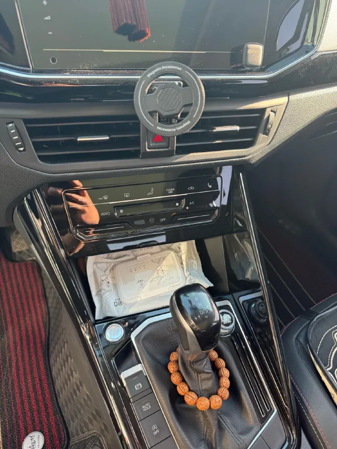 2021 Volkswagen Tayron 2.0T 186HP L4 7DCT,autocango,china used car exporter,china ev exporter,chinese used car exporter,chinese used ev exporter