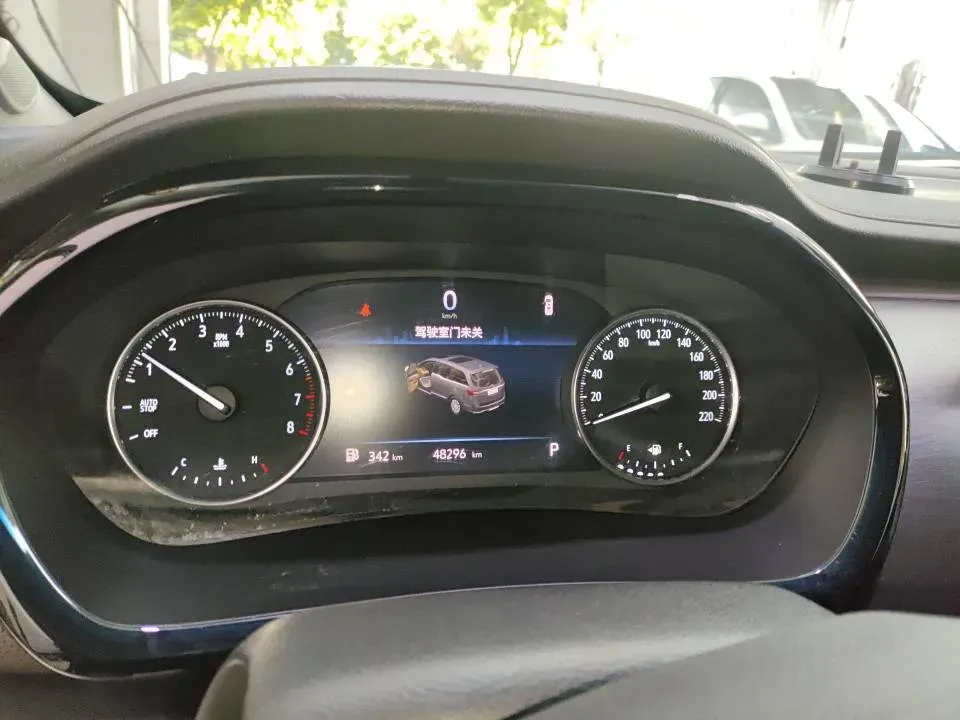 2022 Buick GL8 2.0T 237HP L4 9AT,autocango,china used car exporter,china ev exporter,chinese used car exporter,chinese used ev exporter