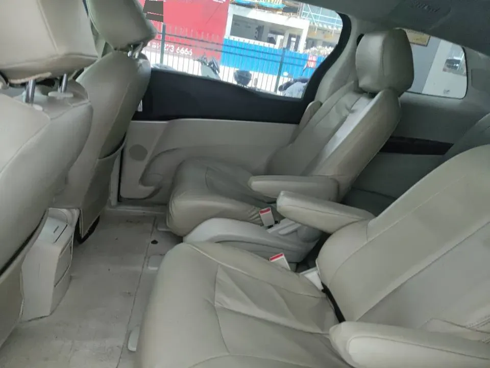 2022 Buick GL8 2.0T 237HP L4 9AT,autocango,china used car exporter,china ev exporter,chinese used car exporter,chinese used ev exporter