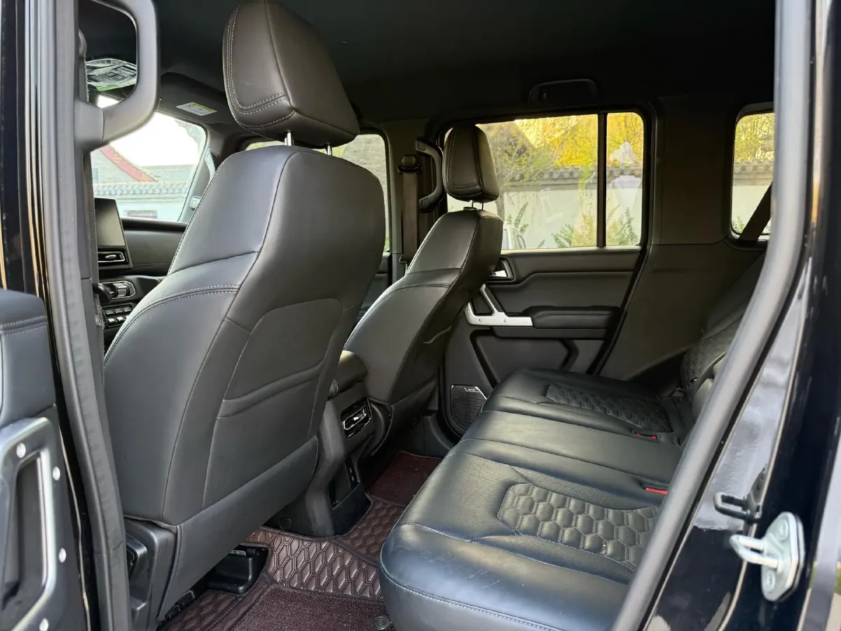 2024 212 212 T01 2.0T 252HP L4 8AT,autocango,china used car exporter,china ev exporter,chinese used car exporter,chinese used ev exporter