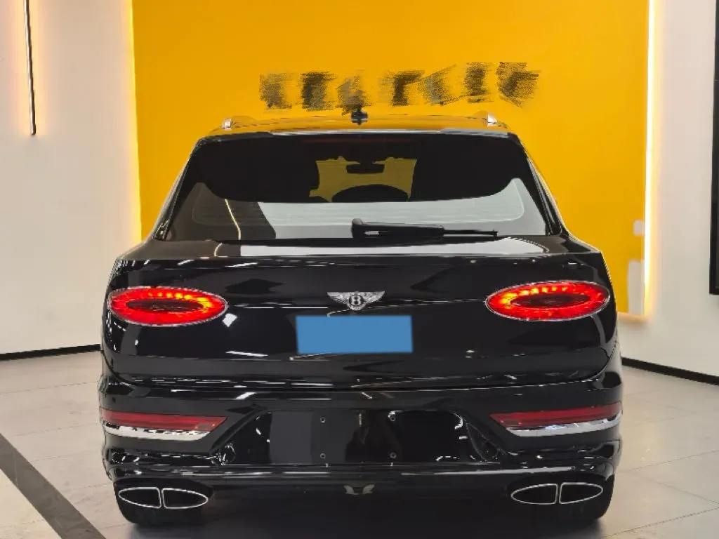 2021 Bentley Bentayga 4.0T 550HP V8 8AT,autocango,china used car exporter,china ev exporter,chinese used car exporter,chinese used ev exporter