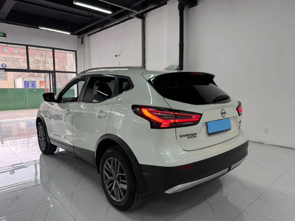 2025 Nissan Qashqai 2.0L 151HP L4 CVT,autocango,china used car exporter,china ev exporter,chinese used car exporter,chinese used ev exporter