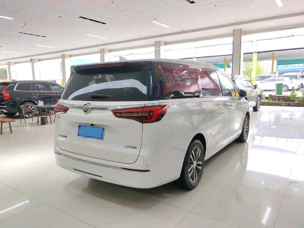 2022 Buick GL8 2.0T 237HP L4 9AT,autocango,china used car exporter,china ev exporter,chinese used car exporter,chinese used ev exporter