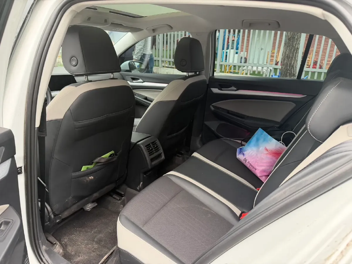 2023 Volkswagen Golf 1.4T 150HP L4 7DCT,autocango,china used car exporter,china ev exporter,chinese used car exporter,chinese used ev exporter