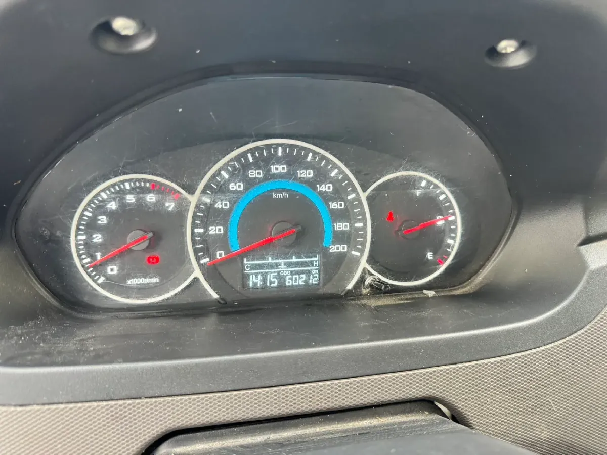 2023 WuLing RongGuang New Truck 1.5L 102HP L4 5MT,autocango,china used car exporter,china ev exporter,chinese used car exporter,chinese used ev exporter