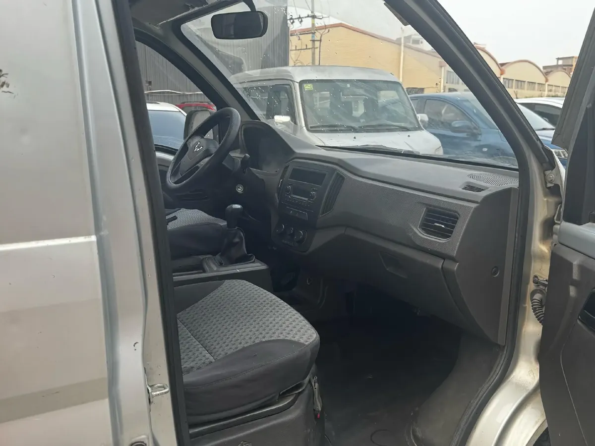 2019 WuLing RongGuang New Truck 1.8L 133HP L4 5MT,autocango,china used car exporter,china ev exporter,chinese used car exporter,chinese used ev exporter